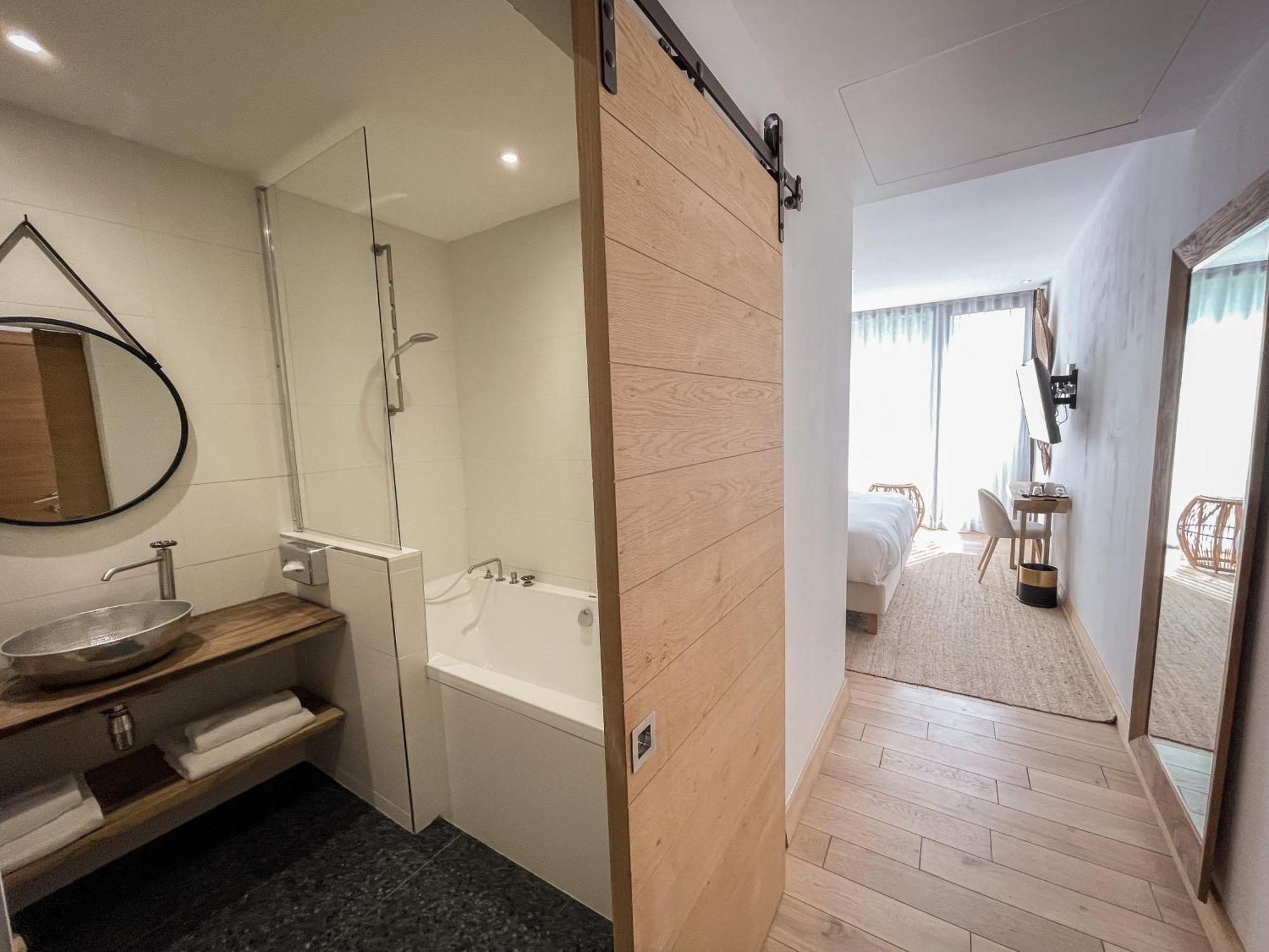 Hotel Le Saint Remy & Spa 部屋 写真